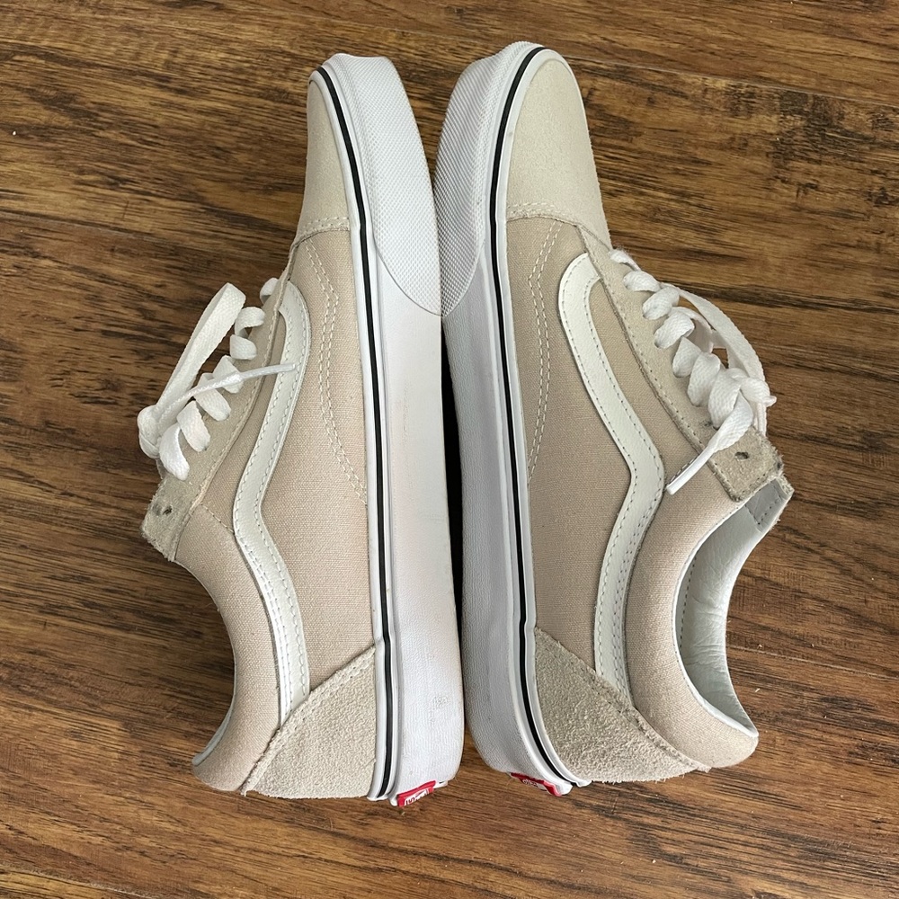 Men’s Vans - Picture 6 of 8